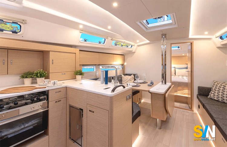 Hanse 360, la dinette
