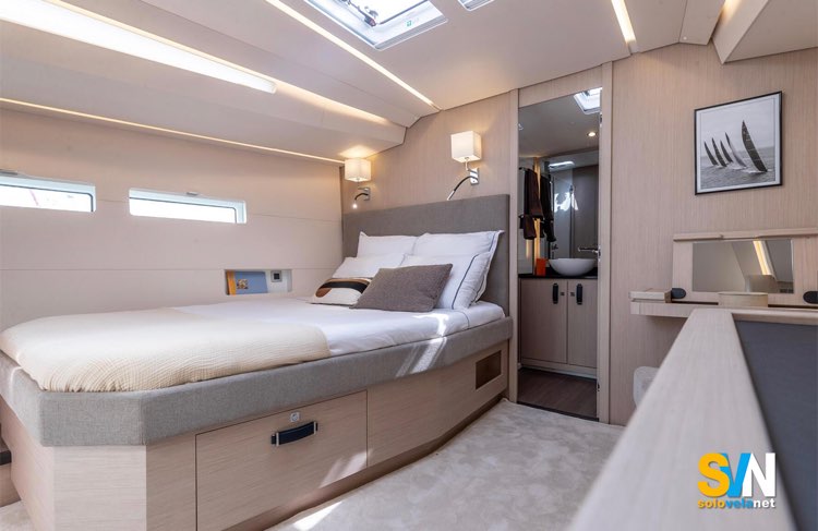 Jeanneau 55, cabina rmatoriale con il suo bagno