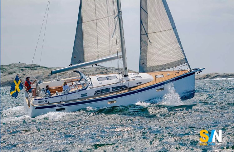 Hallberg Rassy 400, cavalcare l'onda