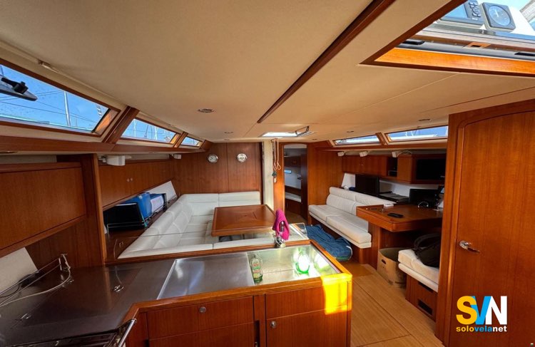 Solaris one 48, la dinette