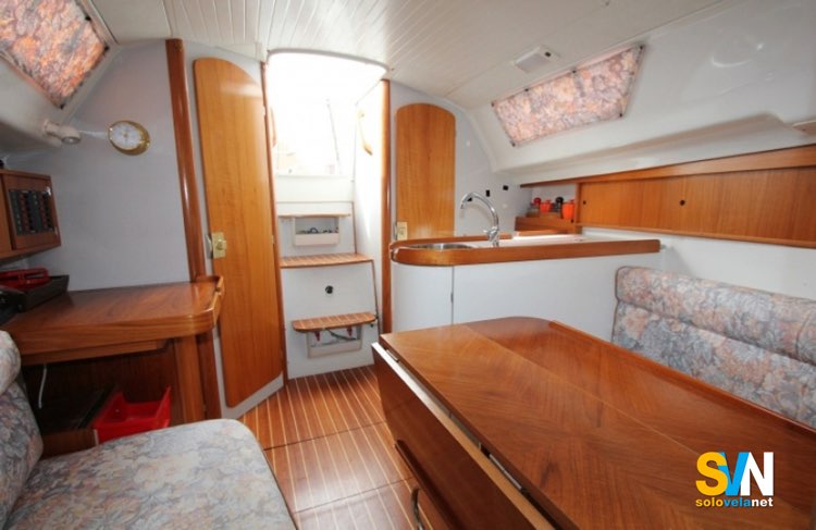 Sun Way 29, la dinette vista da poppa