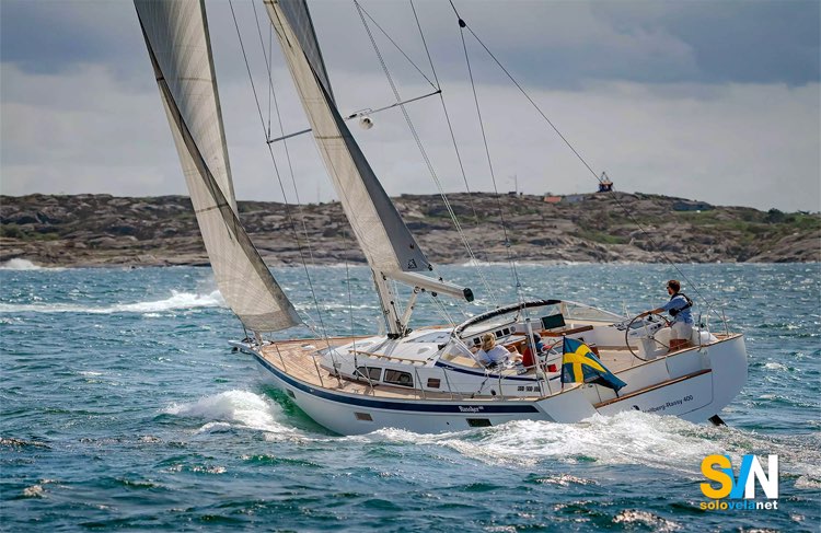 Hallberg Rassy 400, vista di poppa