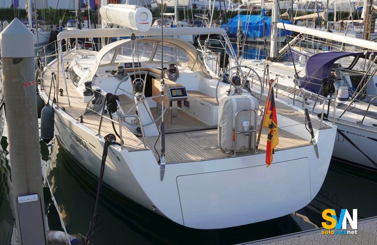 Solaris one 48, in banchina