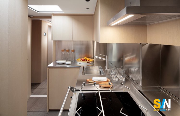 Solaris 80RS, la cucina