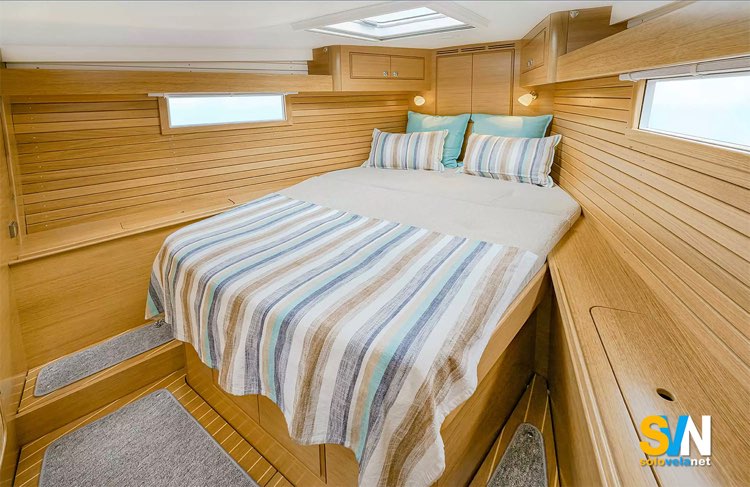 Hallberg Rassy 400, cabina di prua