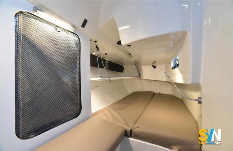 Neo 400, una cabina di poppa