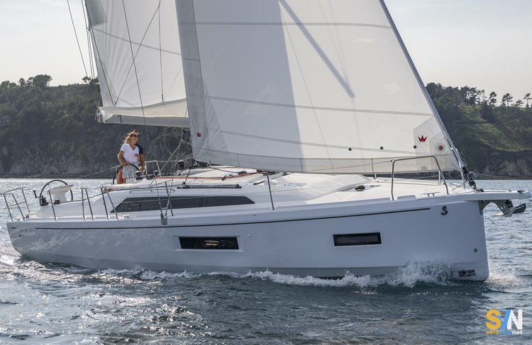 Oceanis 37.1