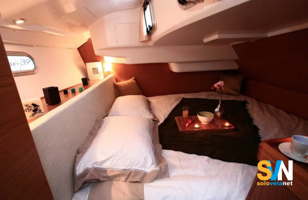 La cabina armatoriale del Sun Odyssey 39 DS