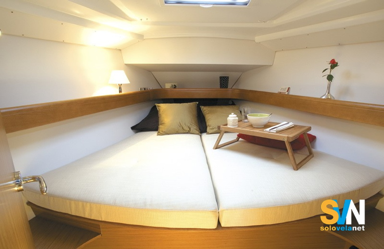La canbina di prua del Sun Odyssey 39 i