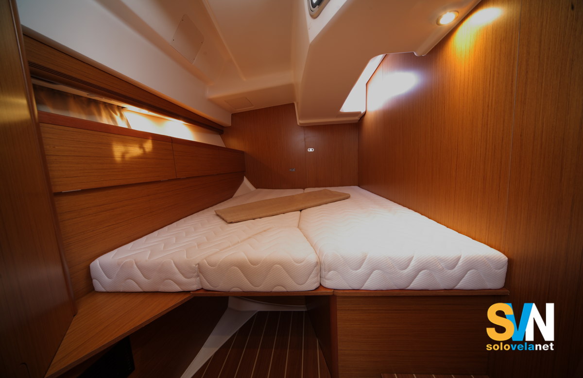 Una delle cabine di poppa del Sun Odyssey 45 DS
