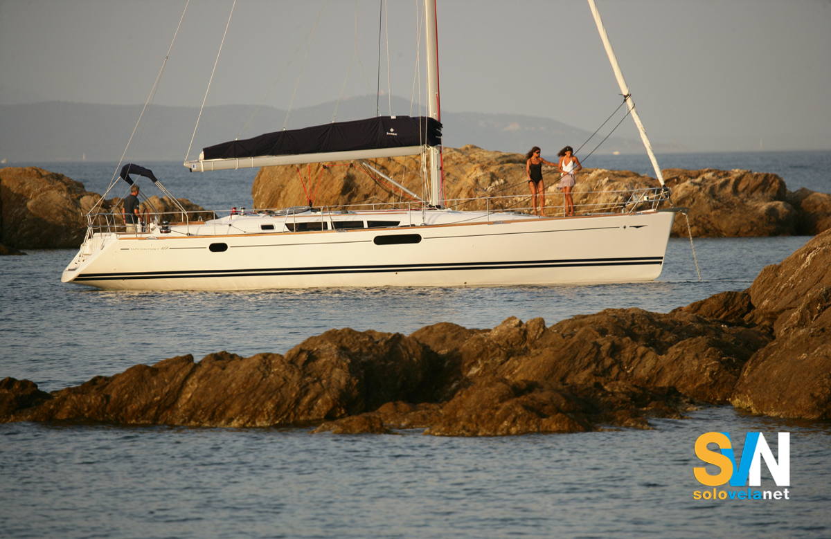 Il Sun Odyssey 49i all'ancora