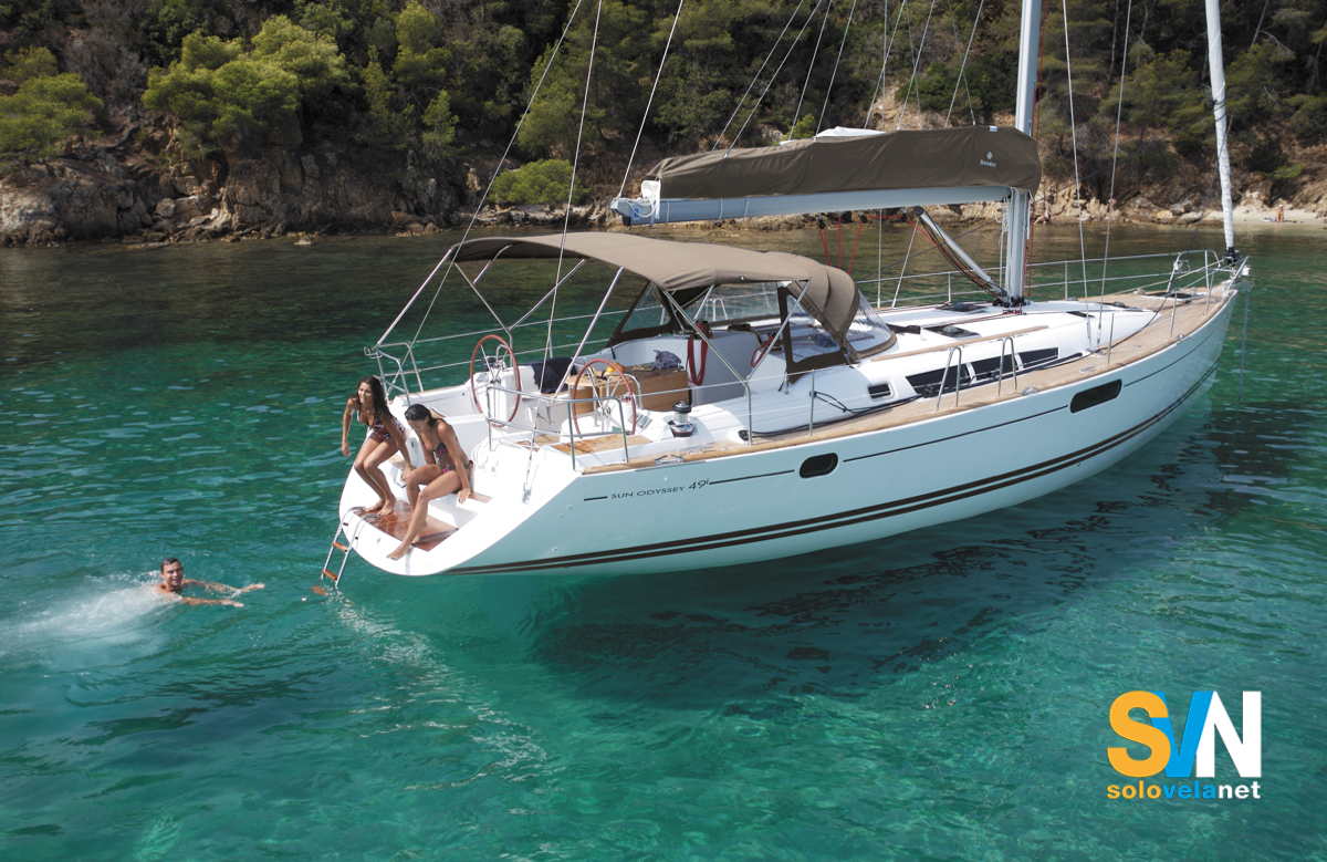 Il Sun Odyssey 49i all'ancora