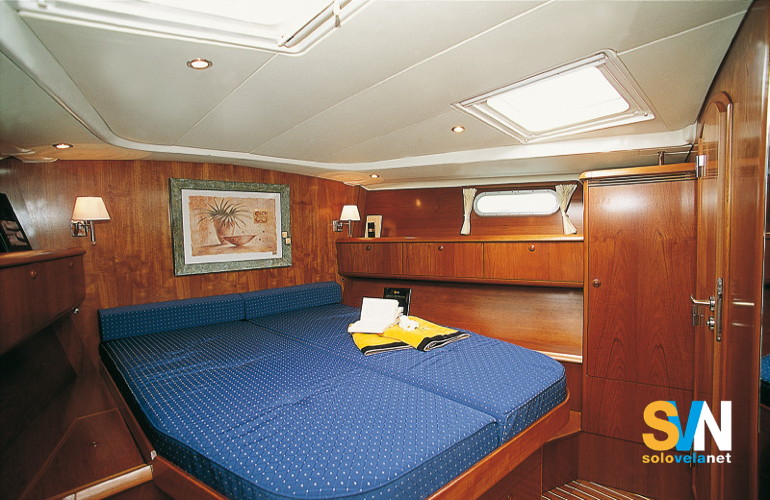 Una delle cabine del Sun Odyssey 54 DS