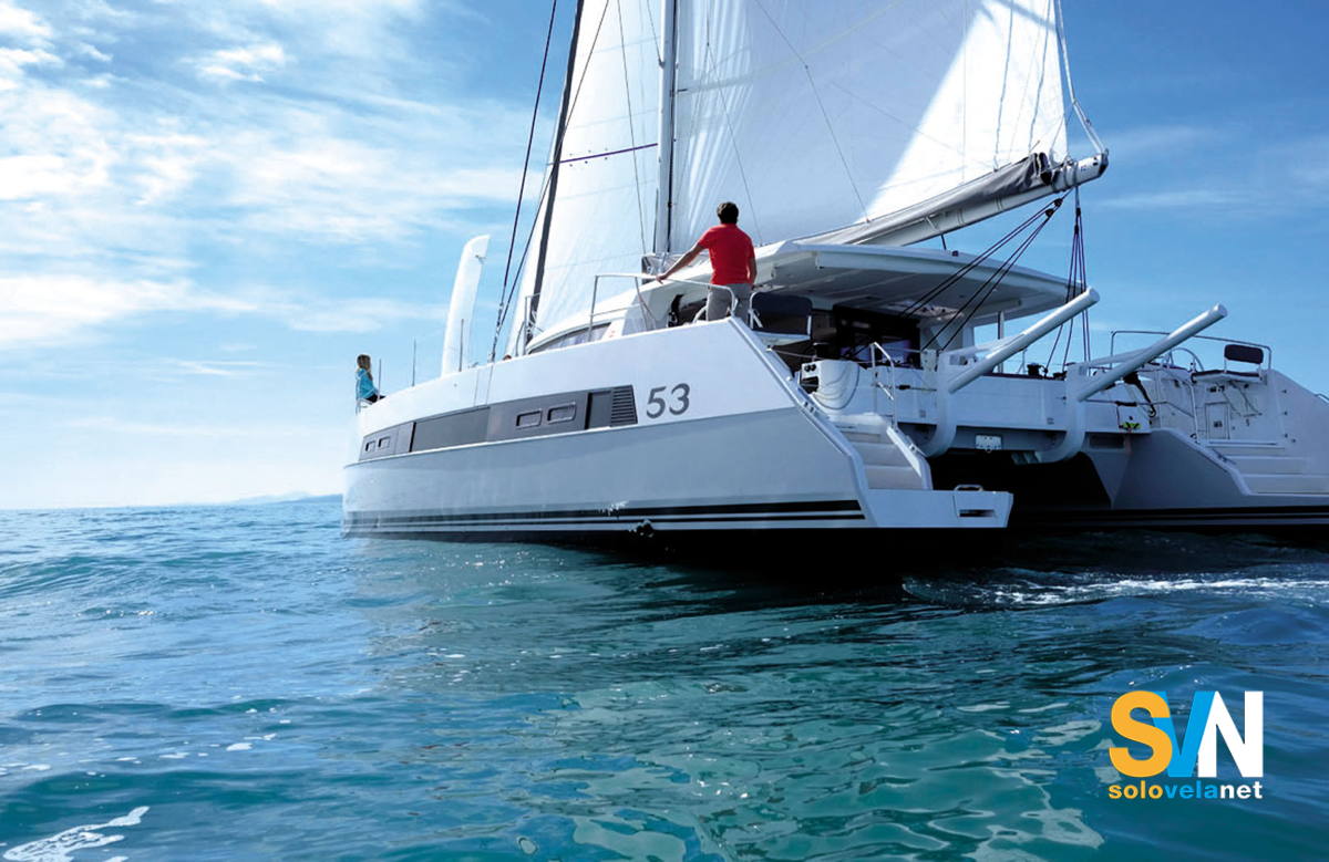 La poppa del Catana 53