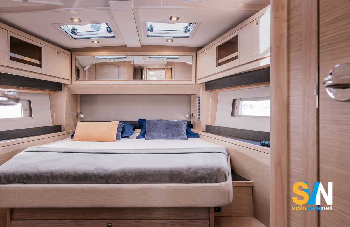 La cabina di prua del Dufour 470