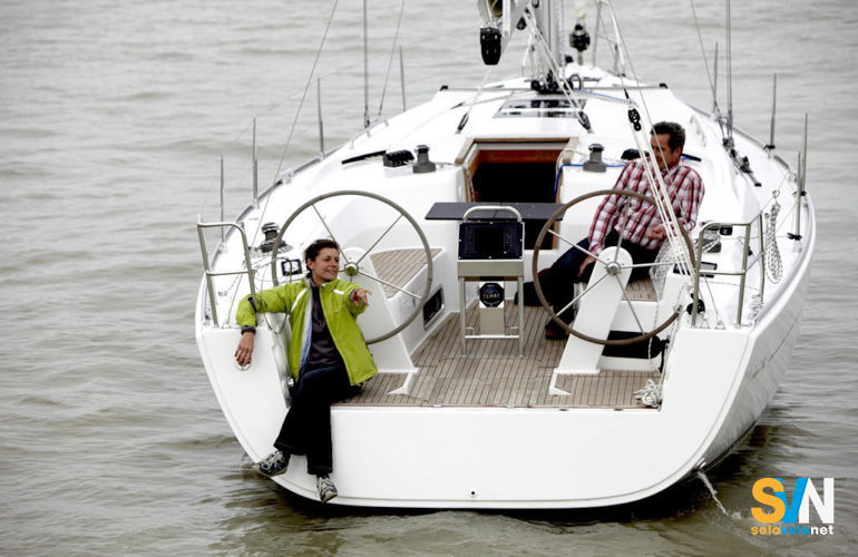 La grande differenza con il 370 è la poppa aperta