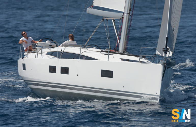 Jeanneau 51, di prua