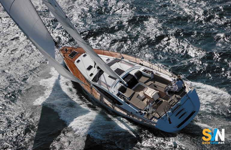 Jeanneau 57 in navigazione