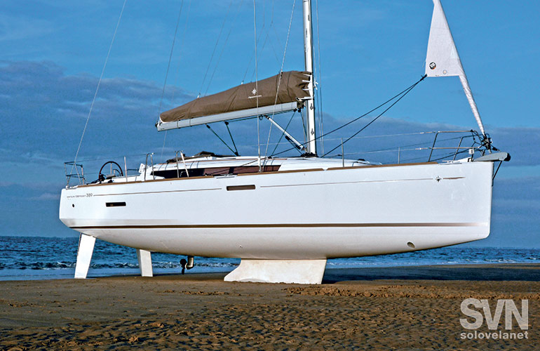Sun Odyssey 389