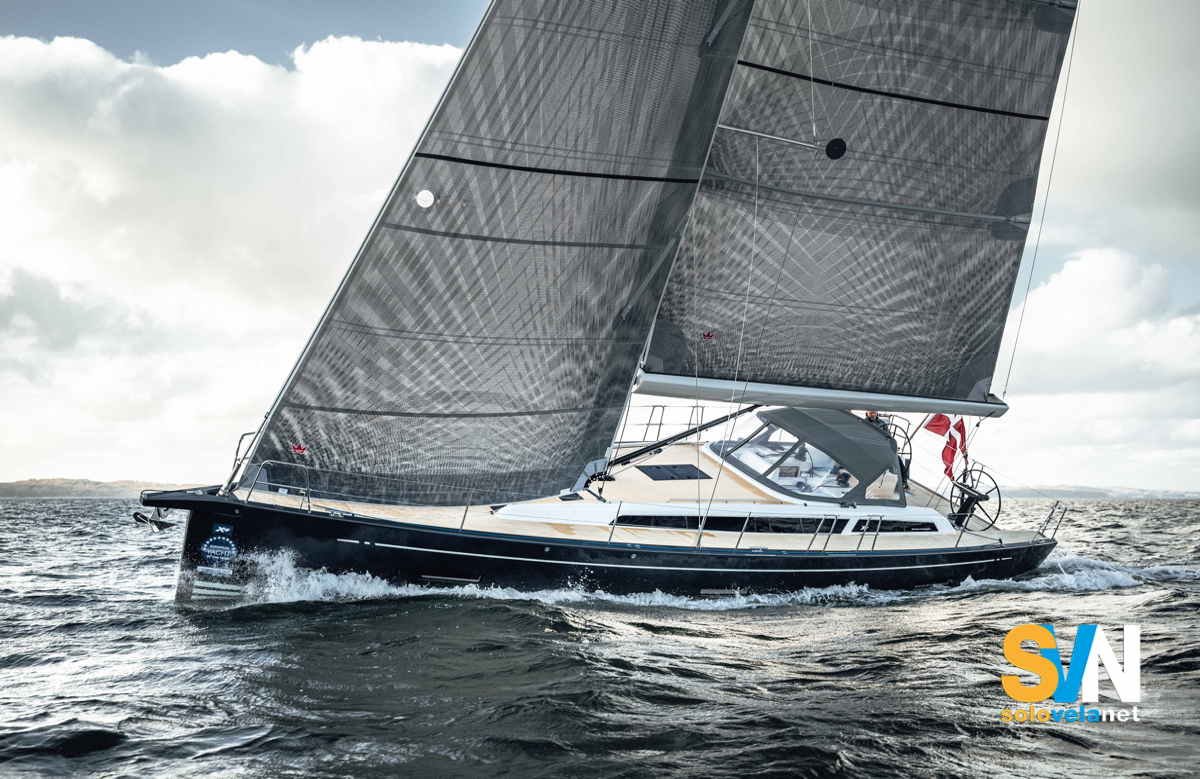 L'X4 (6) in navigazione