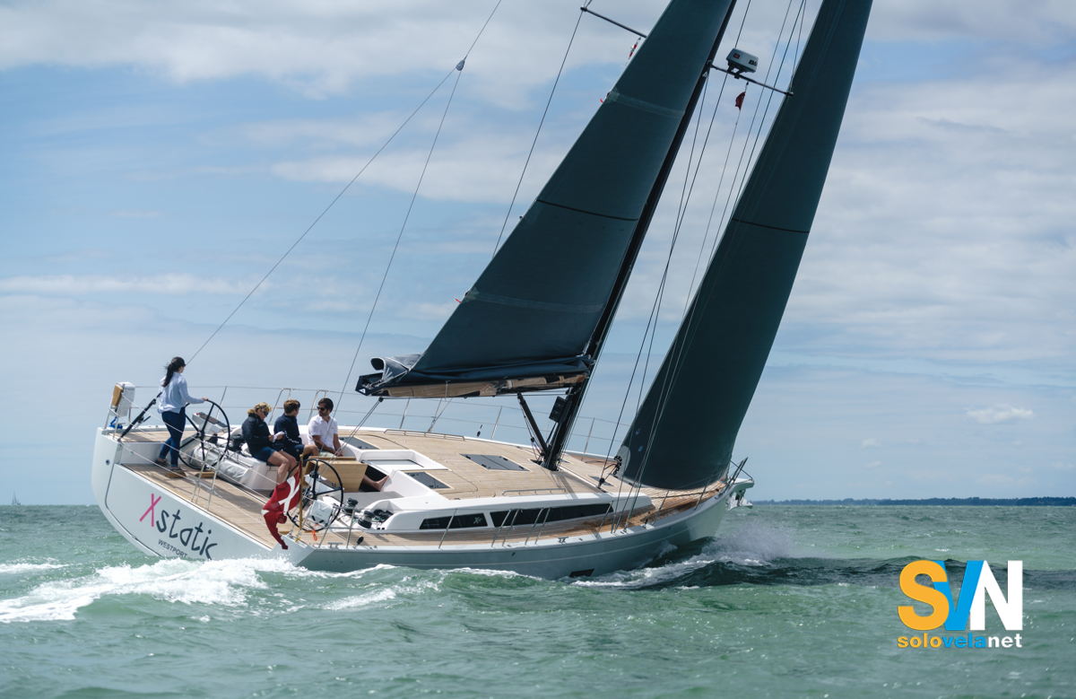 L'X4 (9) in navigazione
