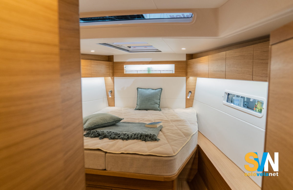La cabina armatoriale di prua dell'X4 (9)