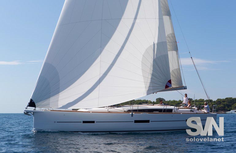 Dufour 460 GL - vista di lato