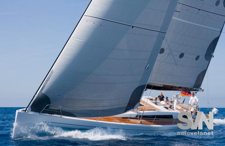 Grand Soleil 54 visto di prua