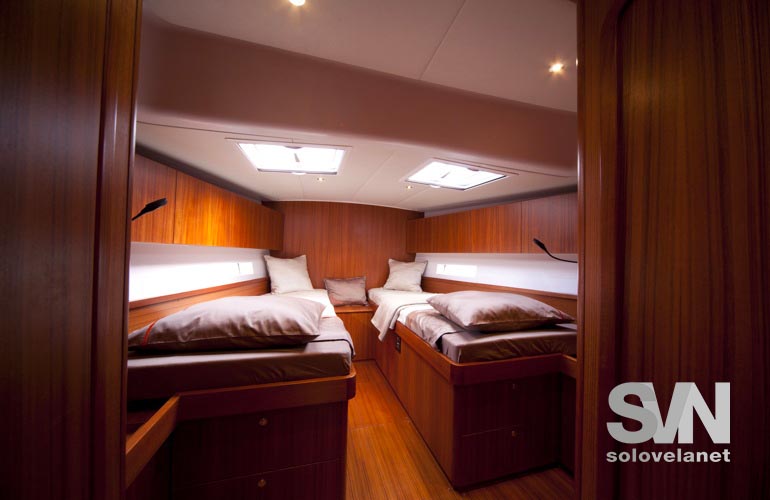 Grand Soleil 50, cabina di pua