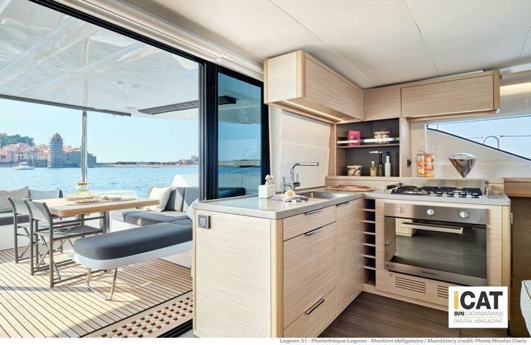 Lagoon 51, la cucina