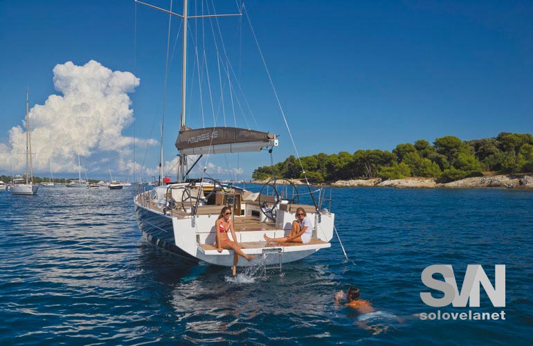 Azuree 46, la plancetta