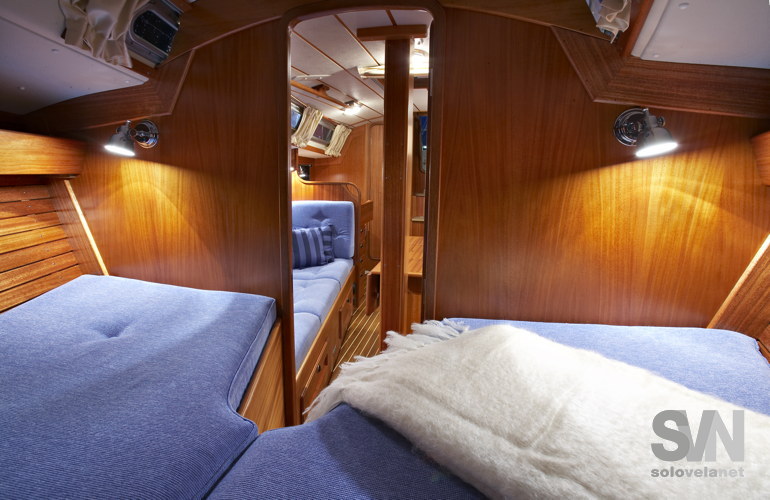 Hallberg Rassy 31, cabina di prua