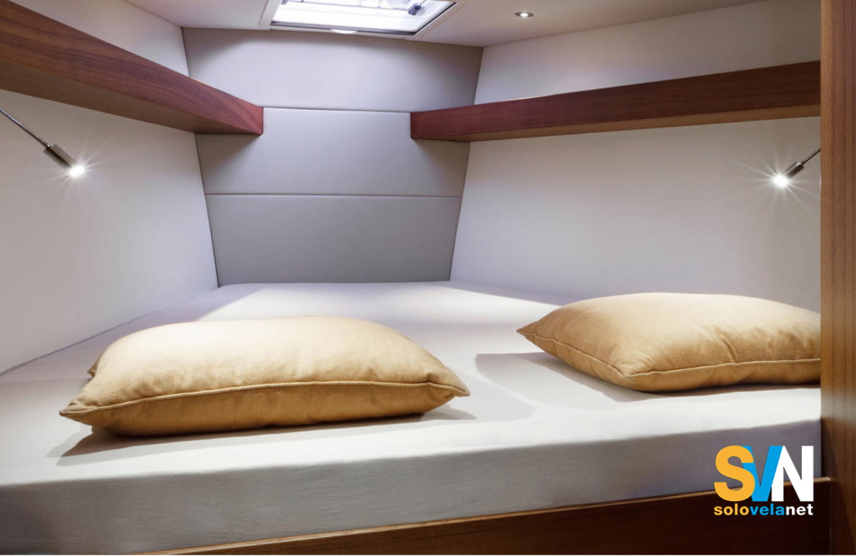 La cabina di prua del Contest 42 CS