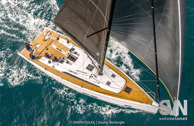 Grand Soleil 44, dall'alto