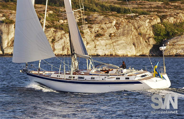 Hallberg Rassy 54, di lasco