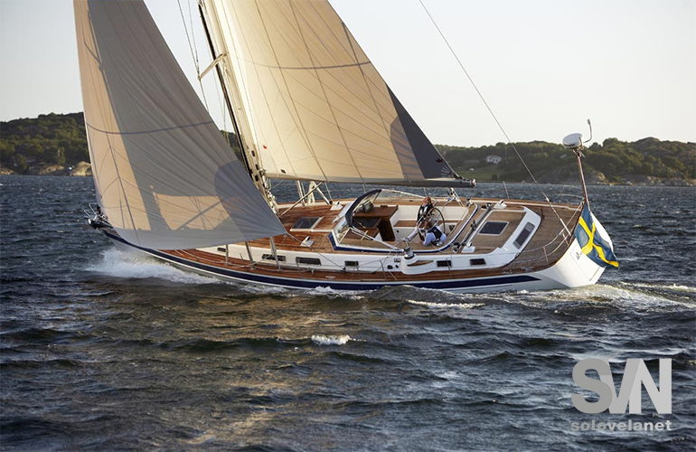 Hallberg Rassy 54, di bolina