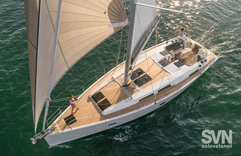Hanse 458, dall'alto