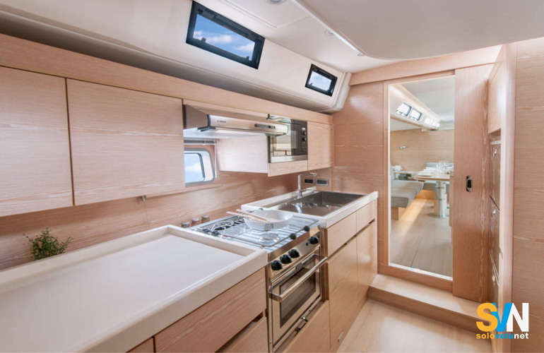Hanse 675 : la cucina
