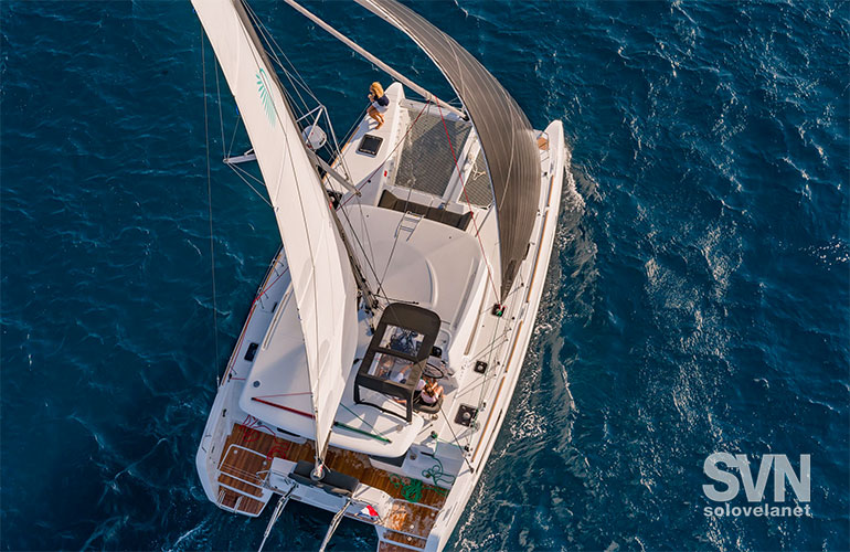 Lagoon 40