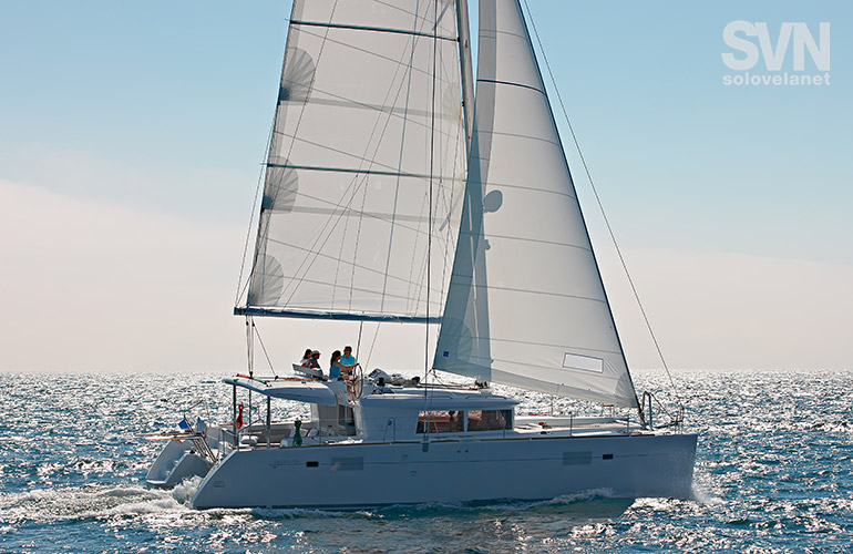 Lagoon 450 F