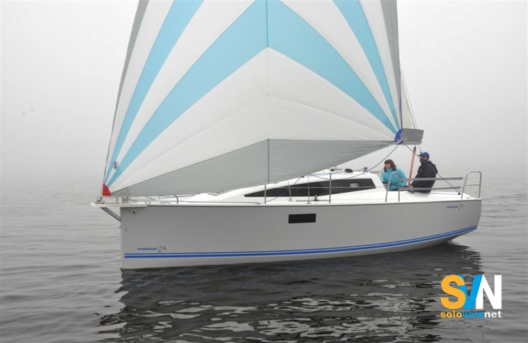 Il Maxus 26 in navigazione