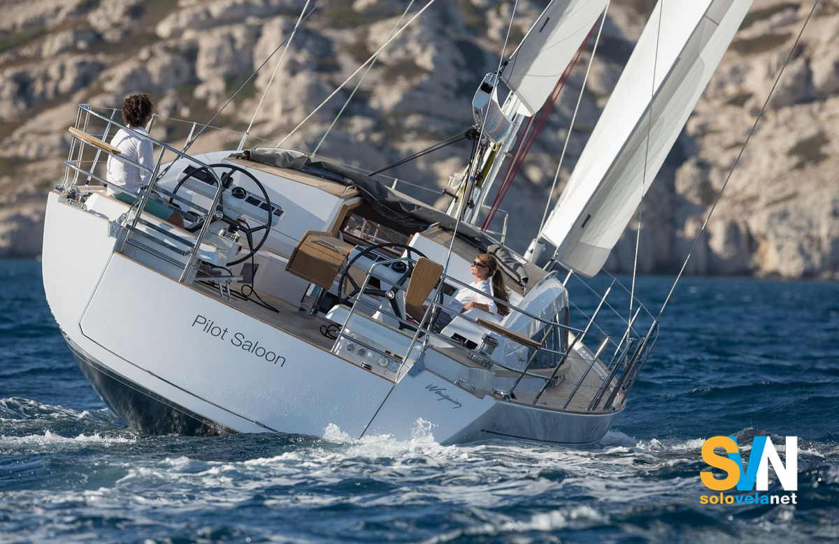 Il Pilot Saloon 58 visto di poppa