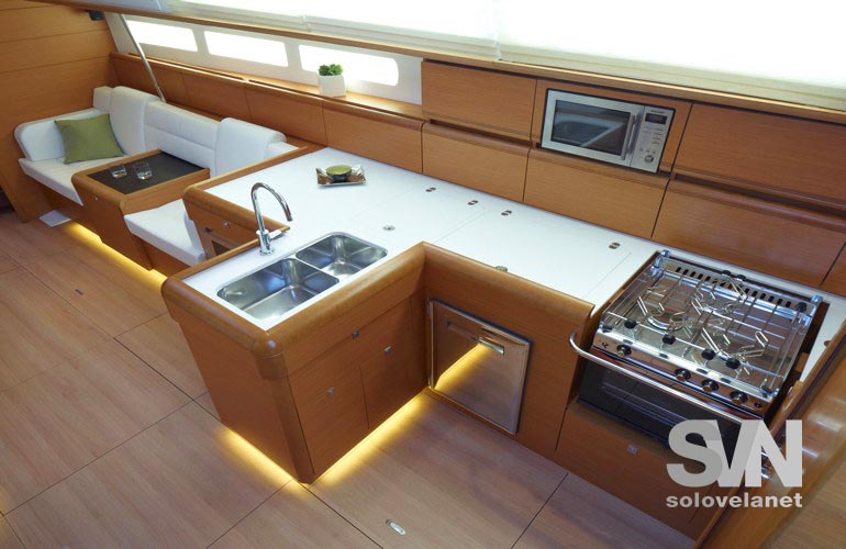 Sun Odyssey 509, la cucina