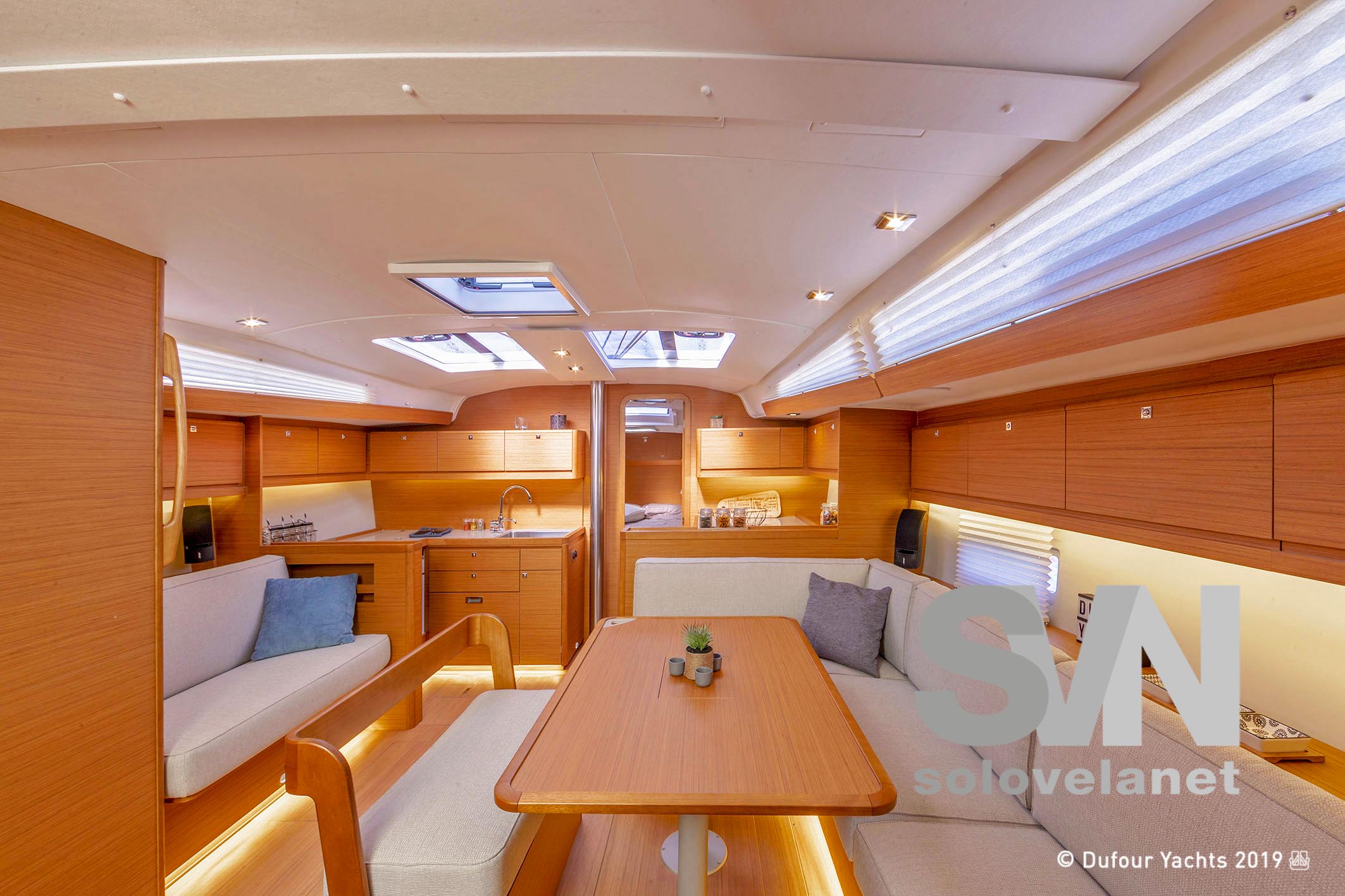 Dufour 430 GL - la dinette