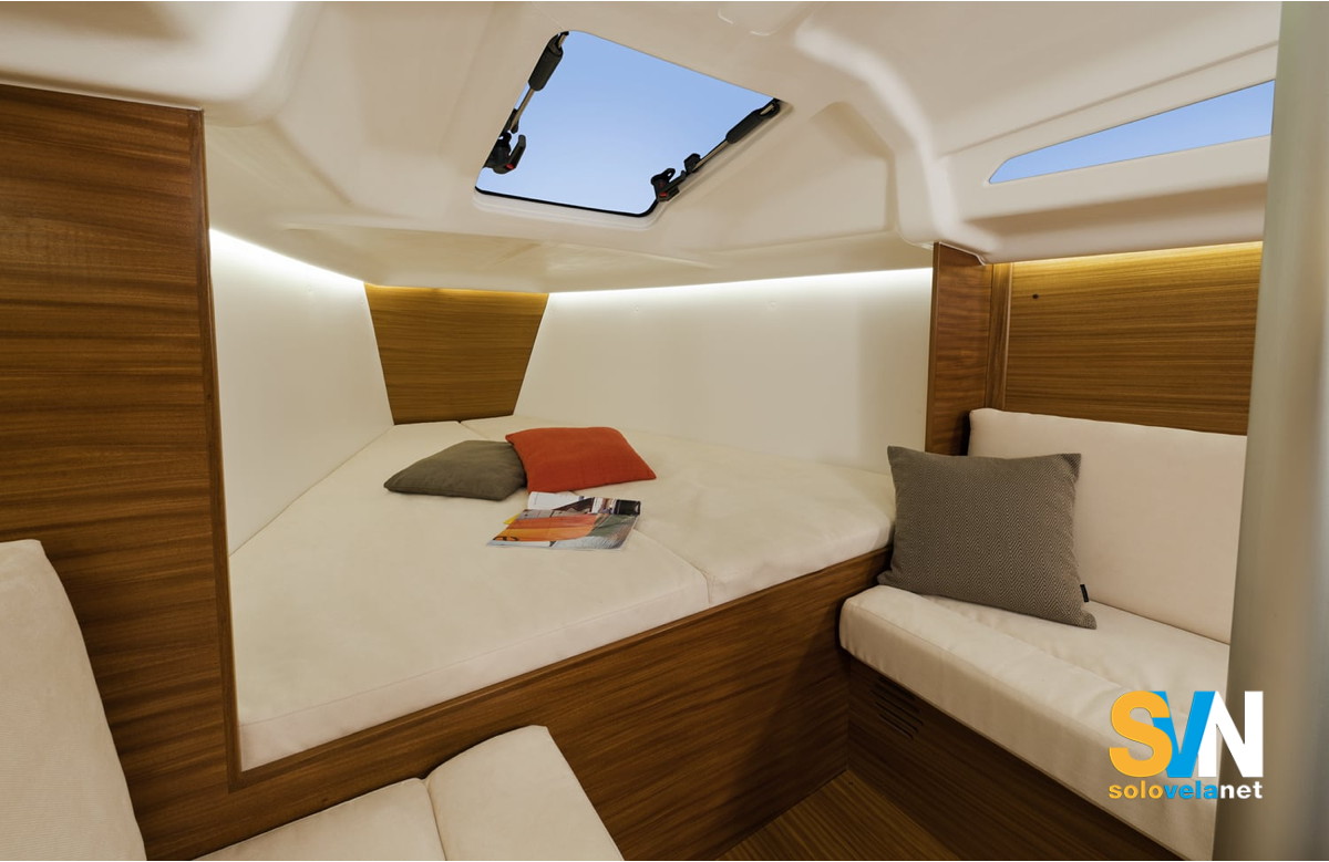 La cuccetta di prua aperta del  Sunbeam 28.1