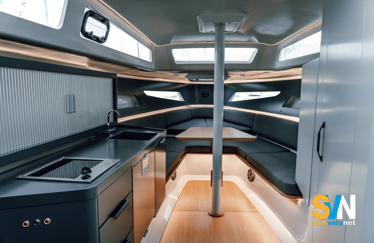 La dinette del Sunbeam 32.1