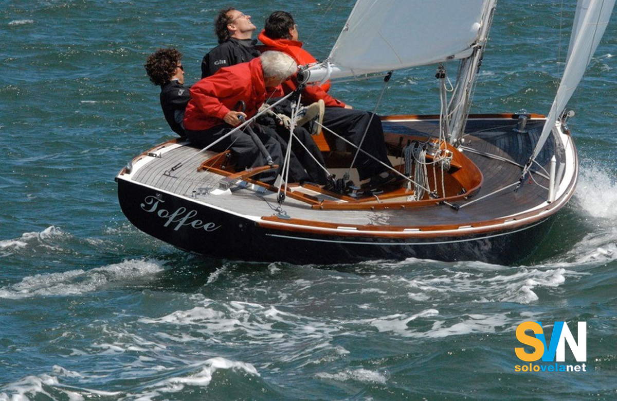 Il Tofinou 7 in navigazione