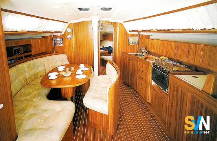 X - 412- dinette