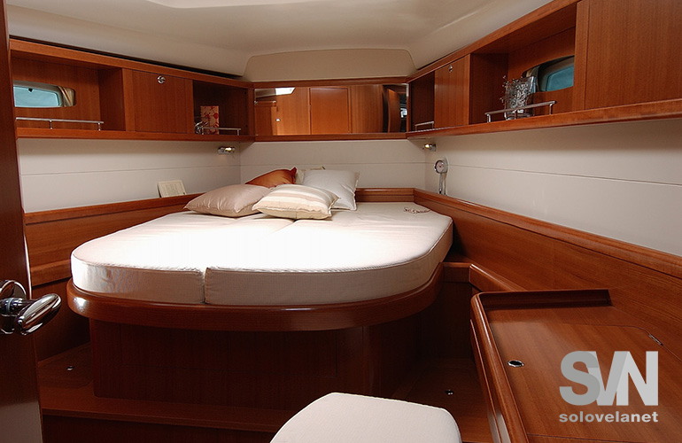 Oceanis 50, cabina di prua