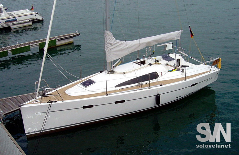 Viko S30 in marina